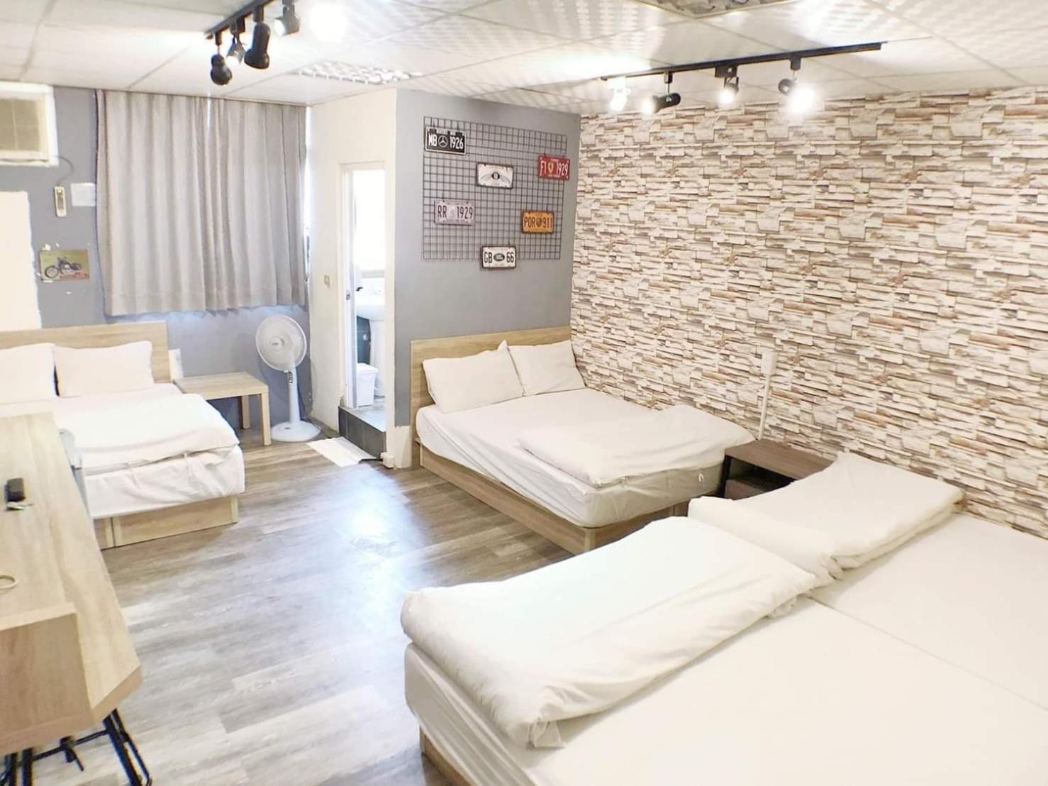 Fengjia Gift Box Homestay 타이중 외부 사진