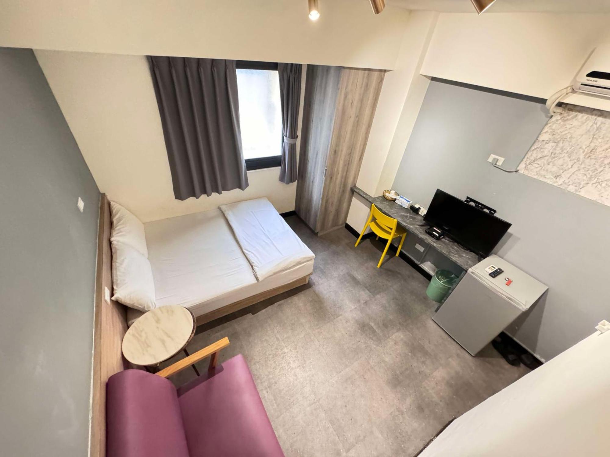 Fengjia Gift Box Homestay 타이중 외부 사진