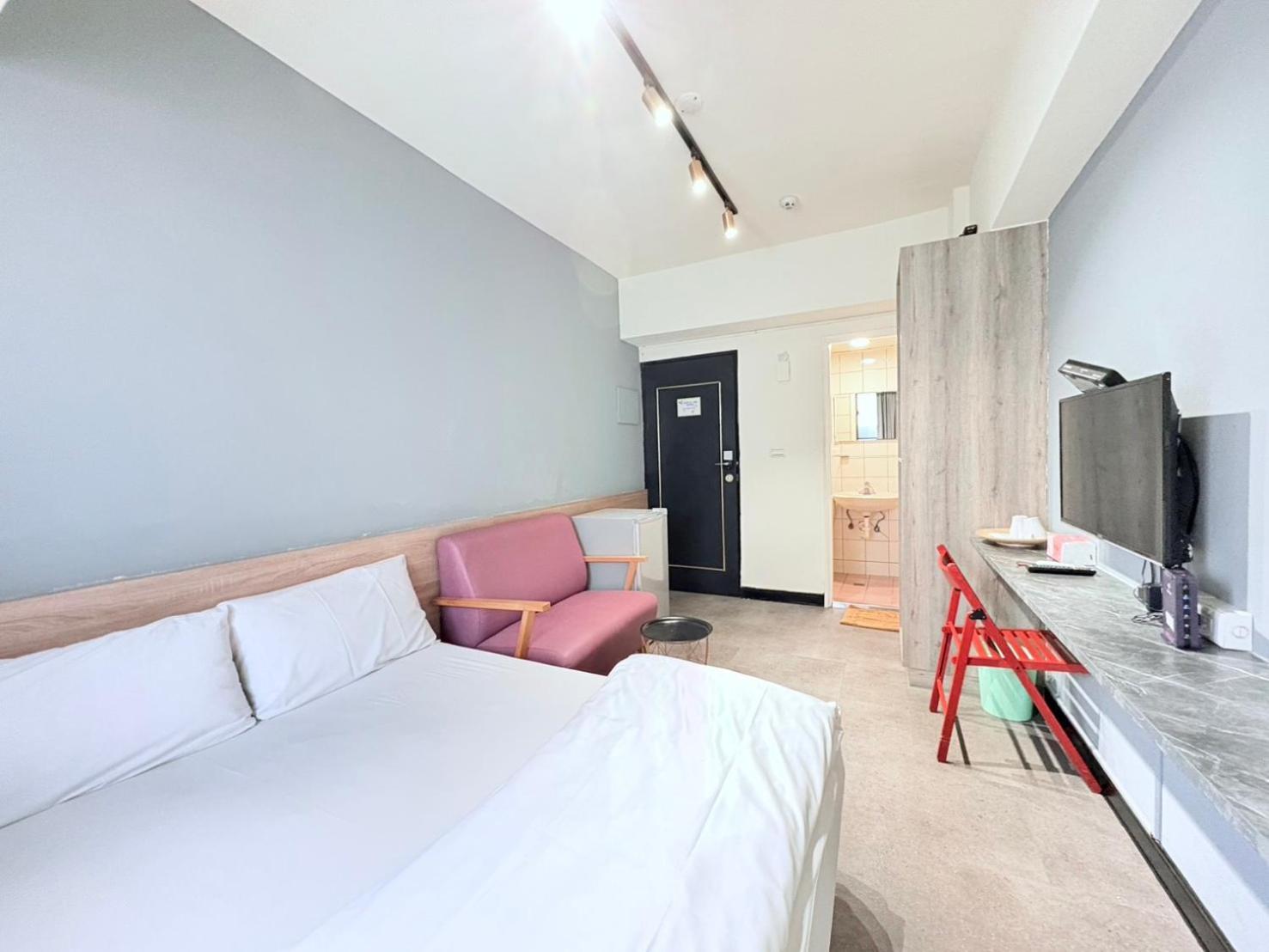 Fengjia Gift Box Homestay 타이중 외부 사진