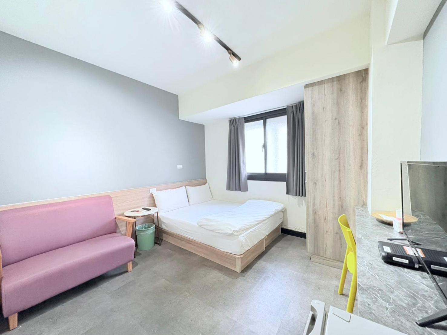 Fengjia Gift Box Homestay 타이중 외부 사진