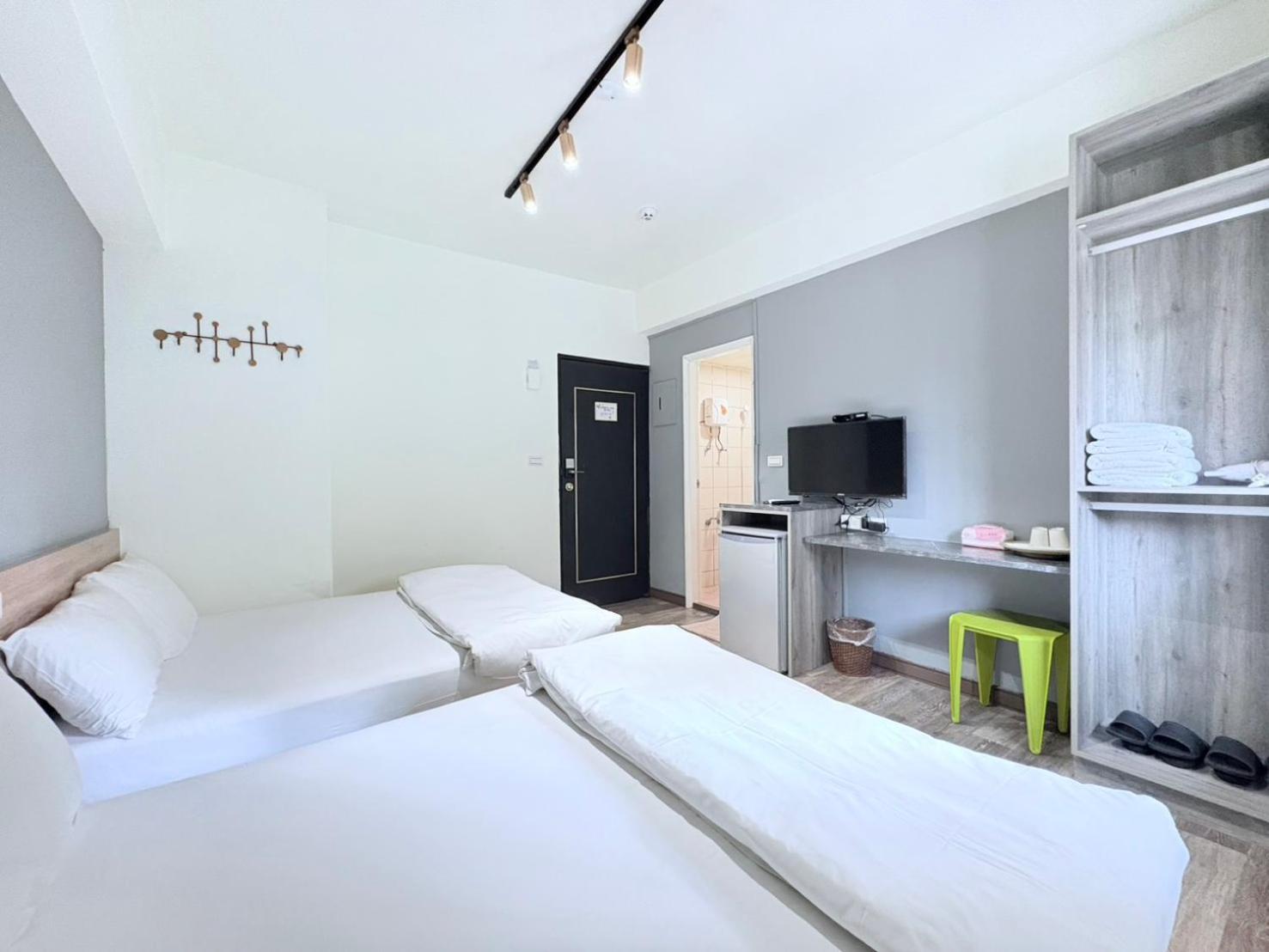 Fengjia Gift Box Homestay 타이중 외부 사진